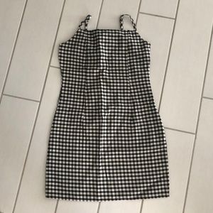 Cute checkered spaghetti strap dress!